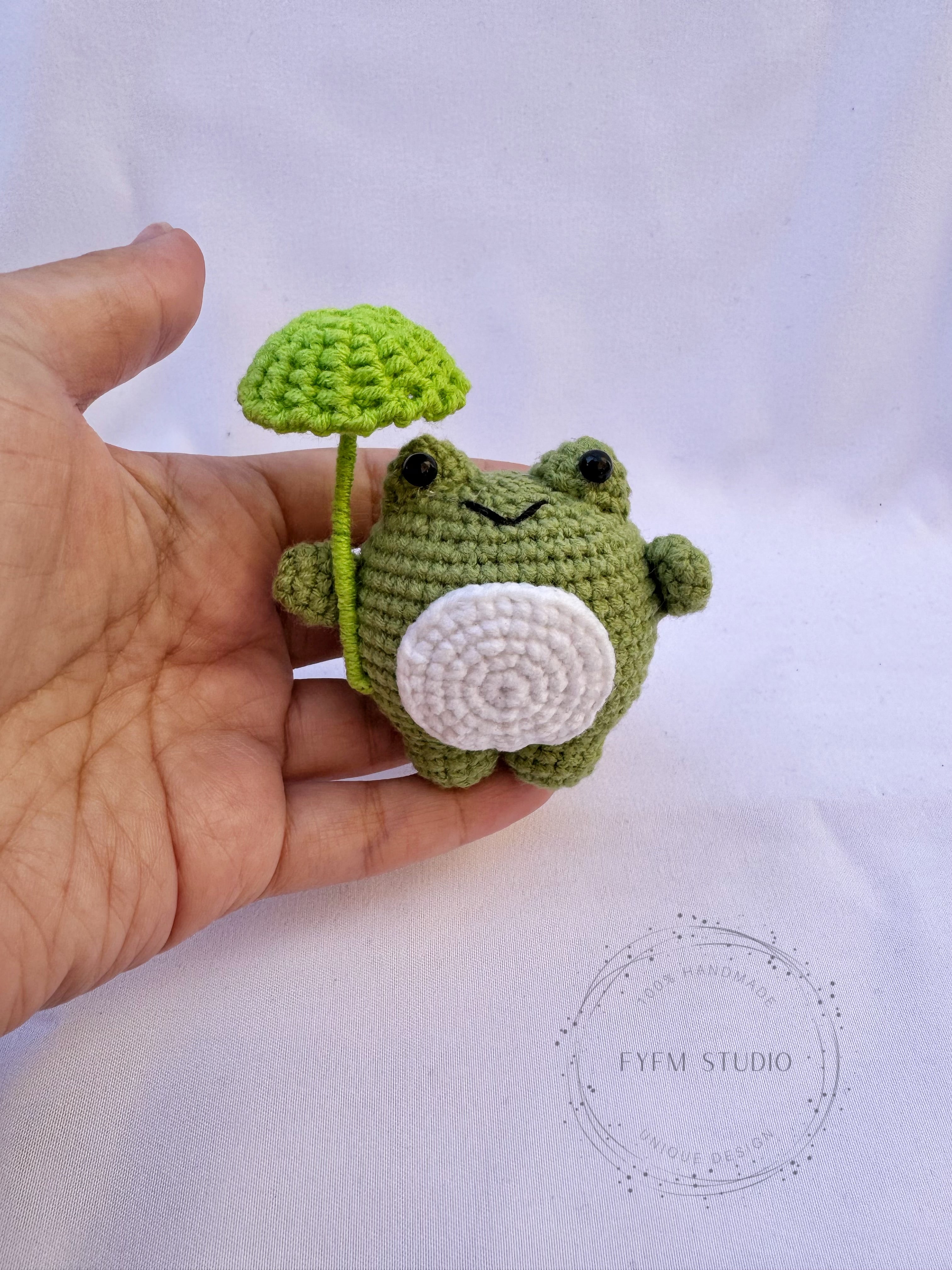 Frog with umbrella Crochet Toy with Milk Yarn/ Handmade Toy Keychain